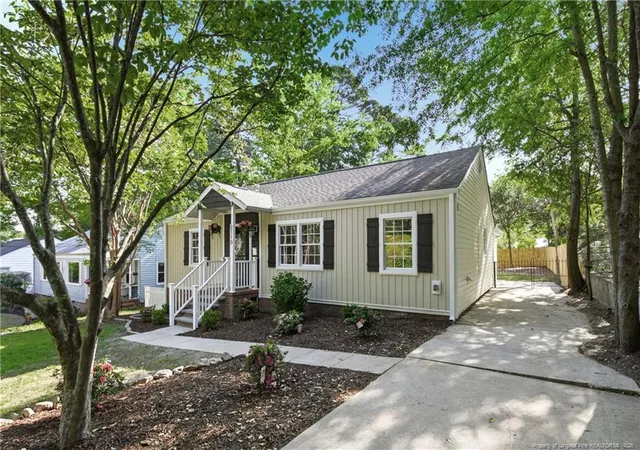 2nd image of 2110 Harlee St, Fayetteville, NC 28303 | MLS# 760646