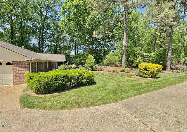 Photo 3 of Single Family Residence at 1707 Peace St, Henderson, NC 27536 | MLS# 10160331 | | Sold on 2026-05-15
