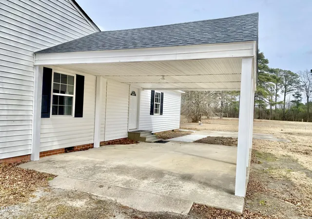 Homes for sale in Selma, NC | 414 W Main St, Selma, NC 27576 | MLS# 10160131