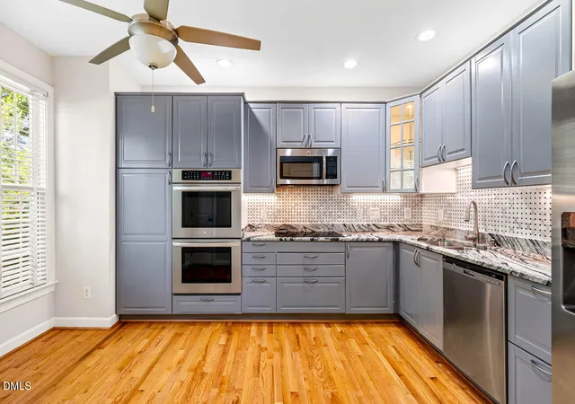 Photo 5 of Townhouse at 206 Brookgreen Dr, Chapel Hill, NC 27516 | MLS# 10161773 | | Sold on 2026-05-26
