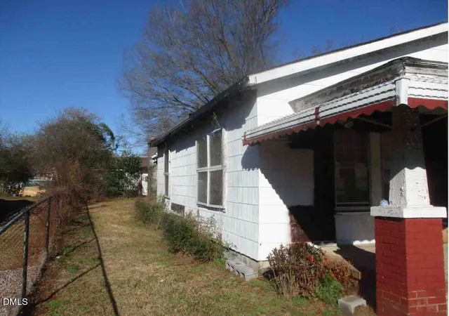 Homes for sale in Dunn, NC | 611 N Wilson Ave, Dunn, NC 28334 | MLS# 10160146