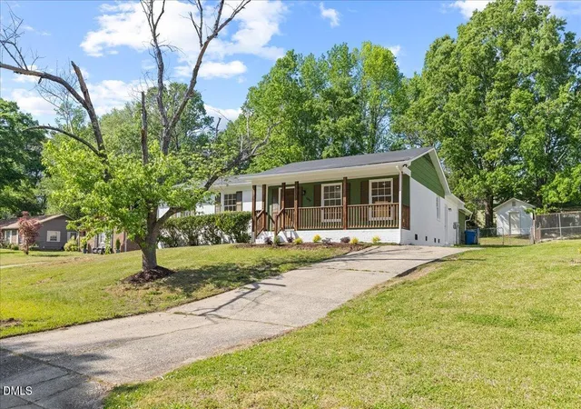 Photo 4 of Single Family Residence at 1010 Wyldewood Rd, Durham, NC 27704 | MLS# 10160397 | | Sold on 2026-07-08