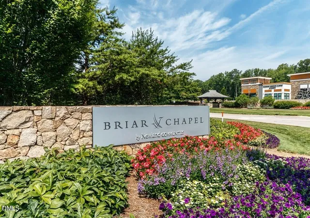 Photo 3 of Single Family Residence at 1941 Great Ridge Pkwy, Chapel Hill, NC 27516 | MLS# 10161032 | | Sold on 2026-07-14
