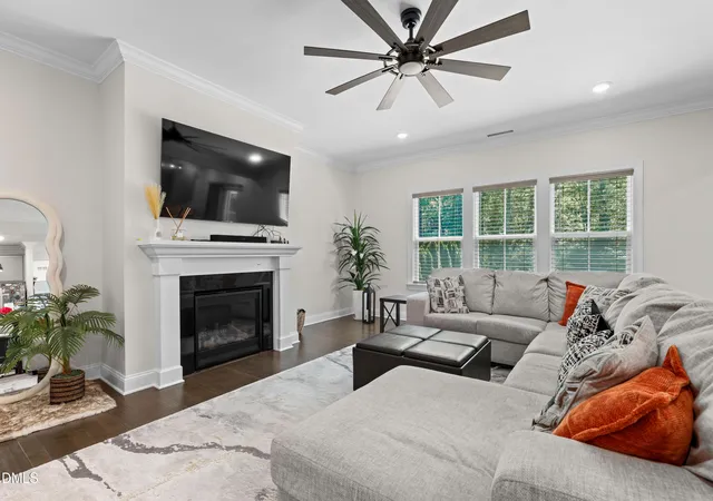 4th image of 2400 Heathland Farm Dr, Fuquay Varina, NC 27526 | MLS# 10161023