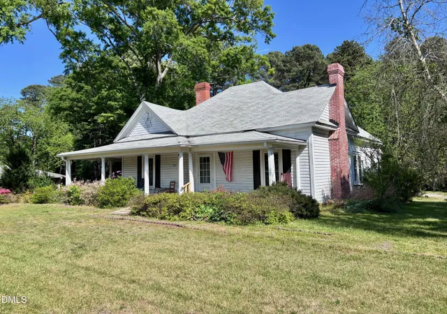 1st image of 3214 Duke Homestead Rd, Durham, NC 27705 | MLS# 10161359