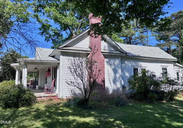 Photo 4 of Sale Pending at 3214 Duke Homestead Rd, Durham, NC 27705 | MLS# 10161359 | Listing updated on 2026-07-31