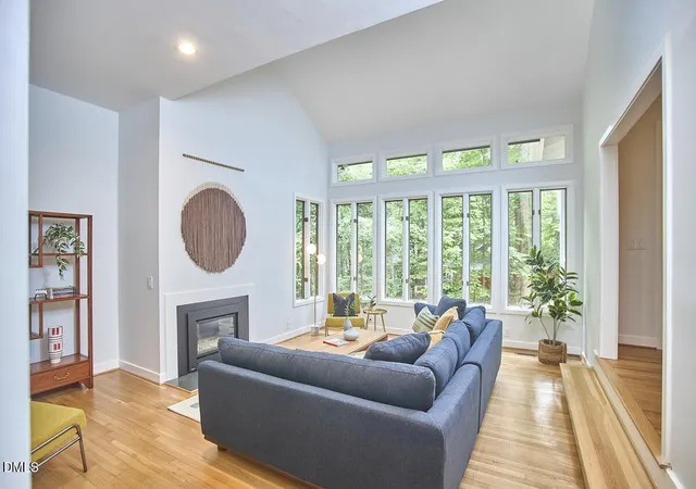 Photo 4 of Single Family Residence at 316 Old Forest Crk Dr, Chapel Hill, NC 27514 | MLS# 10162019 |  | Sold on 2026-05-21