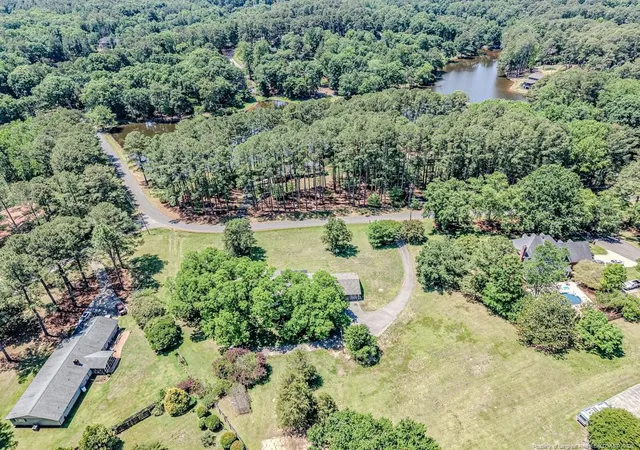 2nd image of 1802 Holiday Rd, Sanford, NC 27330 | MLS# 760917