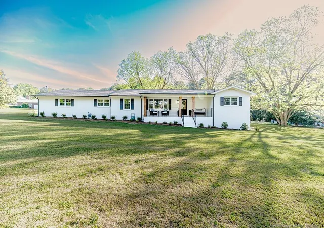 4th image of 1802 Holiday Rd, Sanford, NC 27330 | MLS# 760917