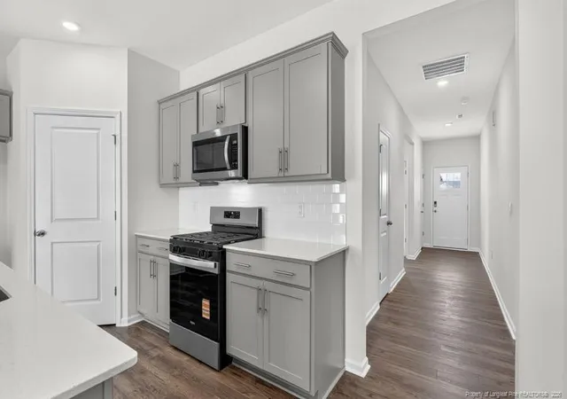 Photo 3 of Sale Pending at 281 Maddox Dr, Aberdeen, NC 28315 | MLS# 760927 | Listing updated on 2026-07-18