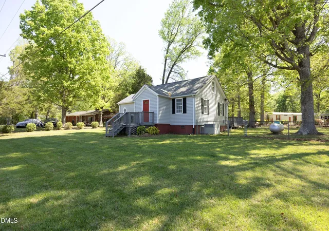 Homes for sale in Haw River, NC | 2490 Freshwater Rd, Haw River, NC 27258 | MLS# 10160976