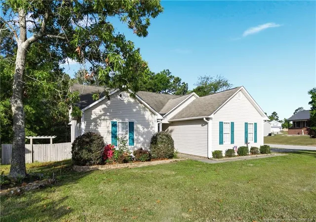 2nd image of 3920 Dickens Ave, Hope Mills, NC 28348 | MLS# 760687
