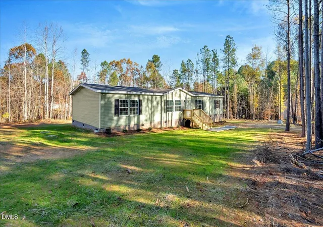 Homes for sale in Henderson, NC | 124 Cherryville Ln, Henderson, NC 27537 | MLS# 10160928