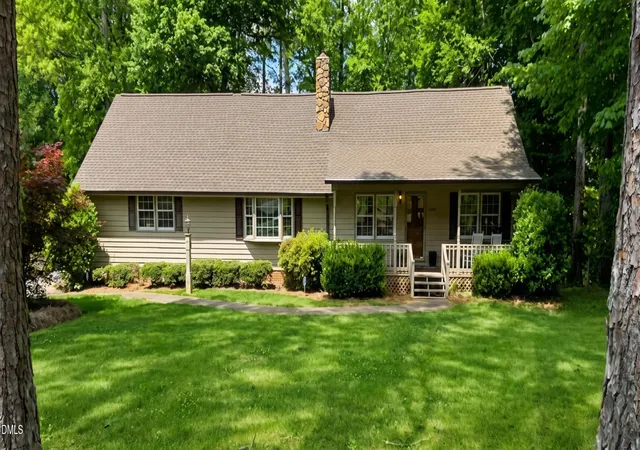 Homes for sale in Henderson, NC | 1602 Peace St, Henderson, NC 27536 | MLS# 10161019