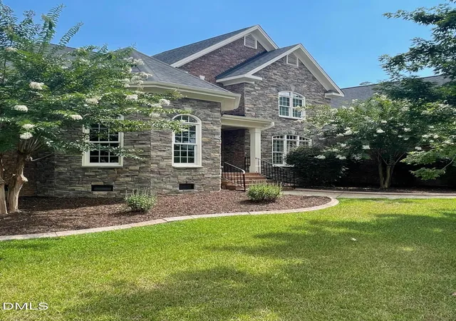 Homes for sale in Fuquay Varina, NC | 2205 Belvinwood Dr, Fuquay Varina, NC 27526 | MLS# 10163636