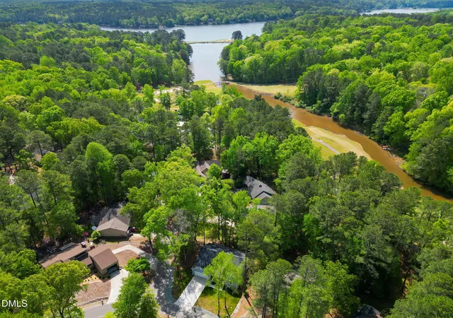 Photo 3 of Sale Pending at 3043 Brandy Ln, Sanford, NC 27332 | MLS# 10161001 | Listing updated on 2026-07-18