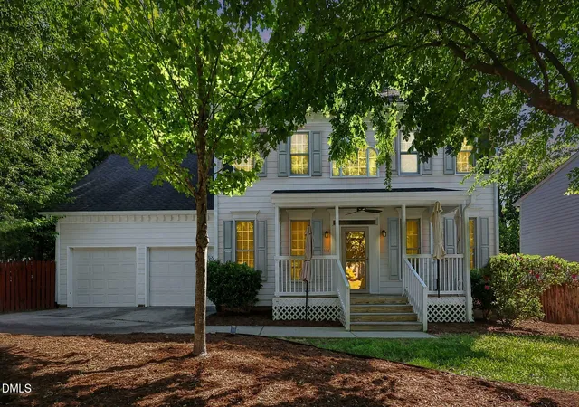 Homes for sale in Chapel Hill, NC | 104 N Crabtree Knl, Chapel Hill, NC 27514 | MLS# 10162096