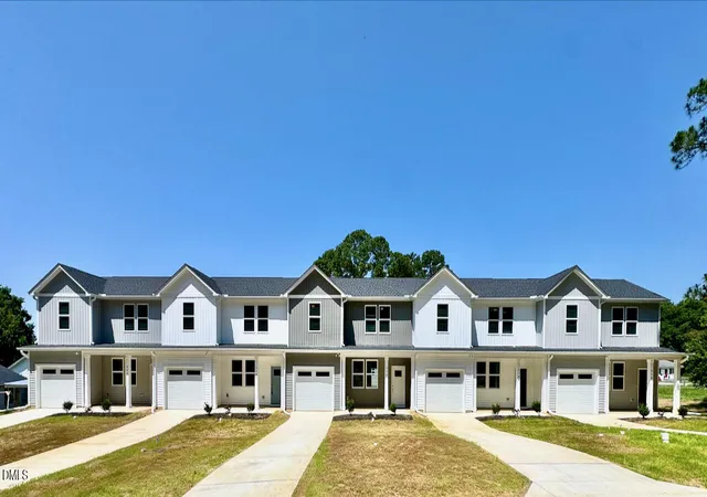 2nd image of 218 George St #A, Four Oaks, NC 27524 | MLS# 10162658