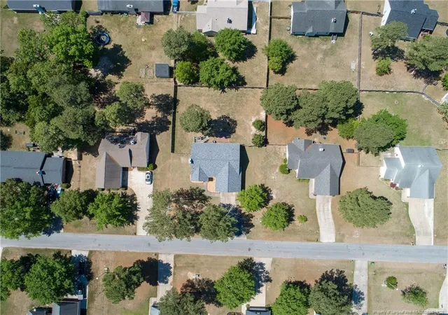 Photo 5 of Single Family Residence at 106 Holly Ln, Raeford, NC 28376 | MLS# 760631 |  | Sold on 2026-05-26