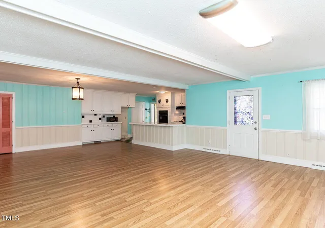 Photo 4 of Single family home for sale at 110 W Parker St, Smithfield, NC 27577 | MLS# 10161148 | Listing updated on 2026-07-18