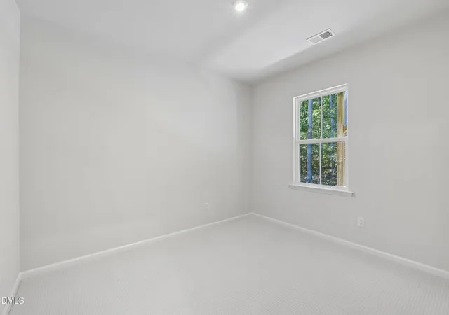 Photo 4 of Townhouse at 2045 Trident Maple Ln, Chapel Hill, NC 27517 | MLS# 10161180 | | Sold on 2026-07-31