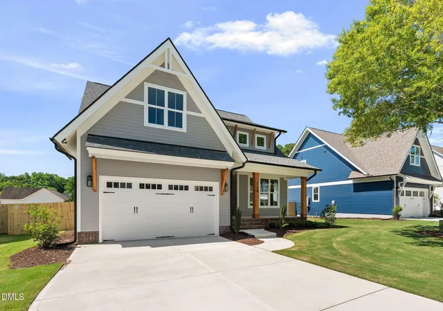 Photo 3 of Single family home for sale at 324 Powhatan Dr, Fuquay Varina, NC 27526 | MLS# 10164185 | Listing updated on 2026-09-13