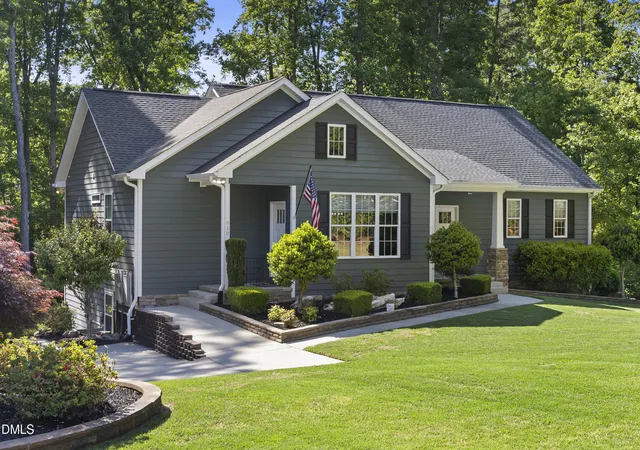 3rd image of 618 Prospectors Dr, Sanford, NC 27330 | MLS# 10165555