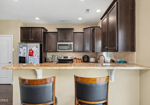 3rd image of 3205 Dove Hunter Cir, Fayetteville, NC 28306 | MLS# 10161780