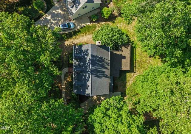 Photo 4 of Single family home for sale at 107 Thornewood Dr, Cary, NC 27518 | MLS# 10161379 | Listing updated on 2026-08-24