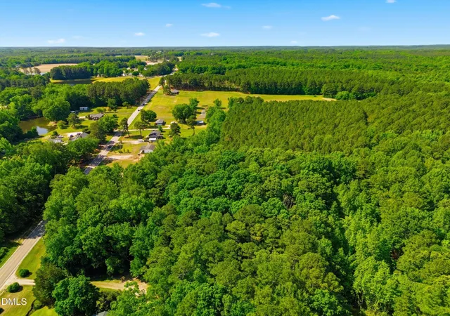 Photo 4 of Sale Pending at 997 S Acres Hwy 39, Zebulon, NC 27597 | MLS# 10169471 | Listing updated on 2026-09-17