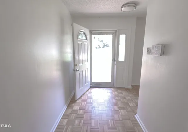 5th image of 924 Lorain Ave, Durham, NC 27704 | MLS# 10161403