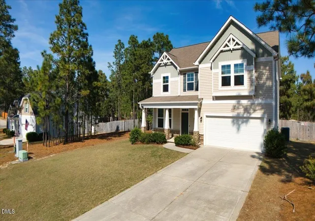 Photo 3 of Sale Pending at 3015 Dana Ln, Aberdeen, NC 28315 | MLS# 10162121 | Listing updated on 2026-07-24