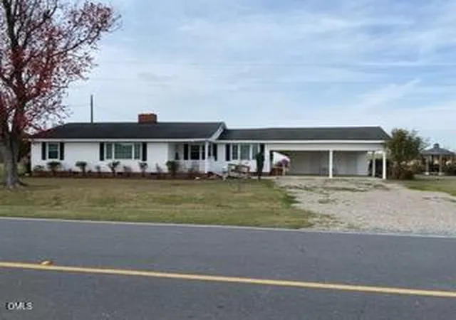 Homes for sale in Dunn, NC | 736 Core Rd, Dunn, NC 28334 | MLS# 10161610