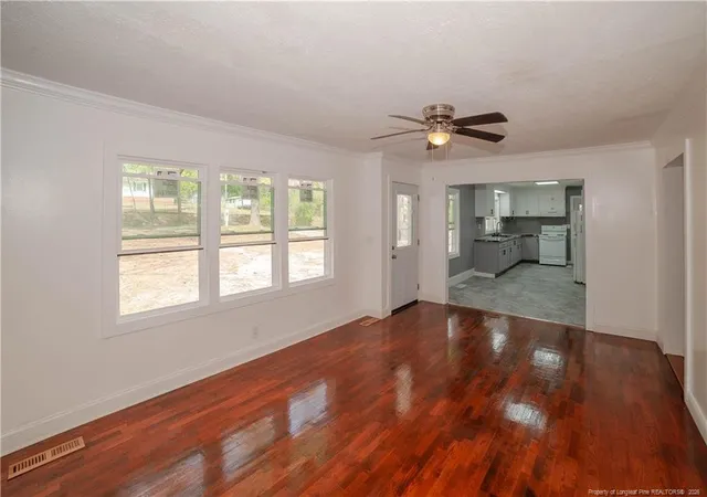 5th image of 3502 Greenwood Dr, Fayetteville, NC 28311 | MLS# 760491