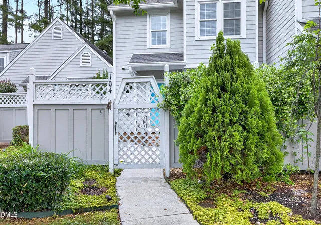2nd image of 104 Spring Cove Dr, Cary, NC 27511 | MLS# 10164089