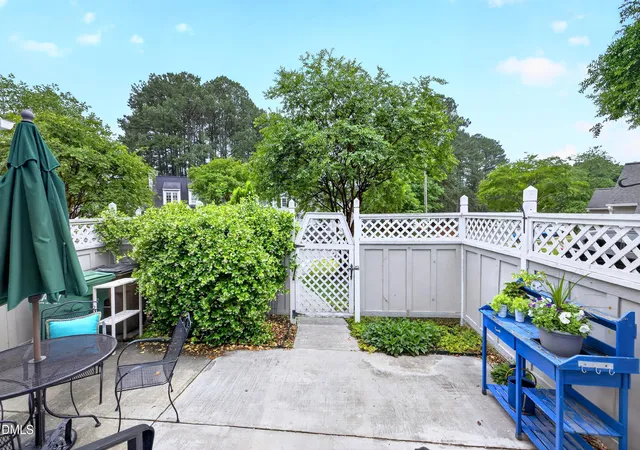 4th image of 104 Spring Cove Dr, Cary, NC 27511 | MLS# 10164089