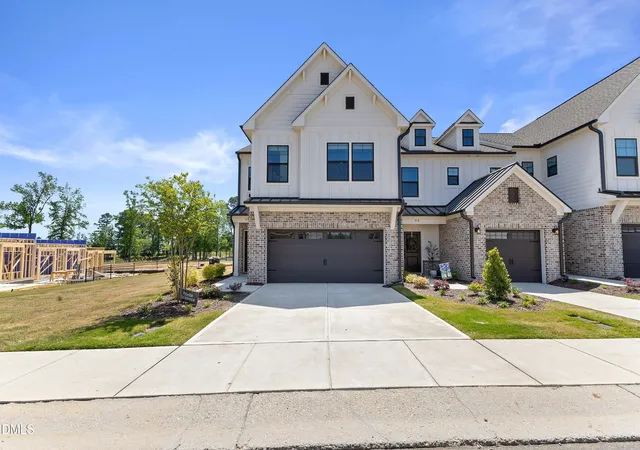 2nd image of 92 N District Ave N, Clayton, NC 27527 | MLS# 10186408