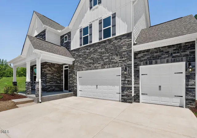 4th image of 19 East Fire Opal Ct, Clayton, NC 27520 | MLS# 10161475