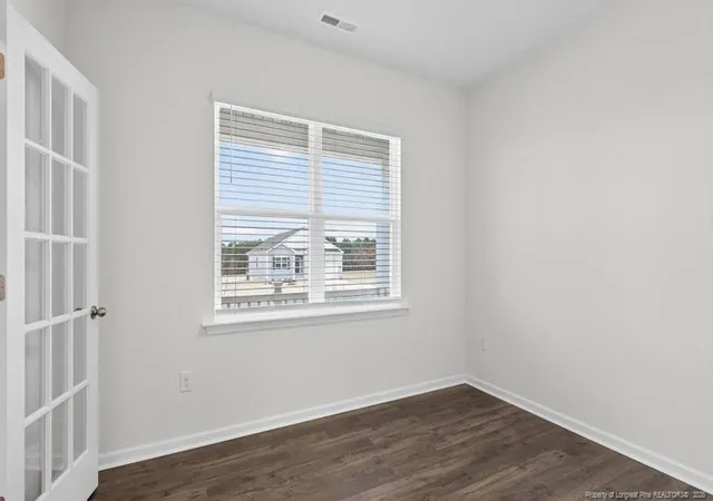 Photo 4 of Single family home for sale at 190 Charlies Bnd Way, Spring Lake, NC 28390 | MLS# 761106 | Listing updated on 2026-08-25