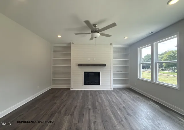 Photo 4 of Single family home for sale at 648 Springtooth Dr, Zebulon, NC 27597 | MLS# 10161516 | Listing updated on 2026-09-04