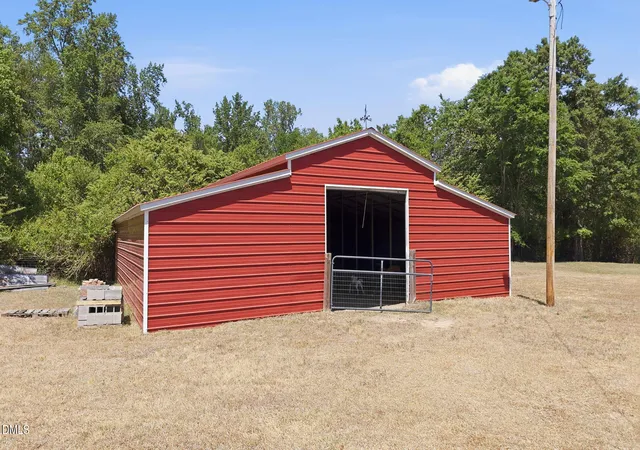 Homes for sale in Zebulon, NC | 5416 Pulley Town Rd, Zebulon, NC 27597 | MLS# 10162467