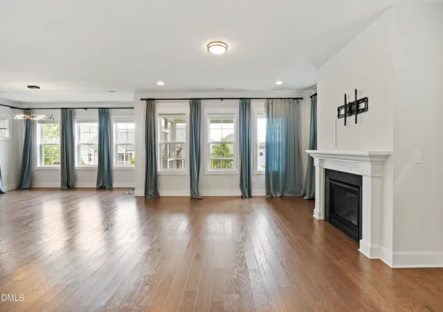 Photo 5 of Single family home for sale at 405 Quarter Gate, Chapel Hill, NC 27516 | MLS# 10164460 | Listing updated on 2026-09-04