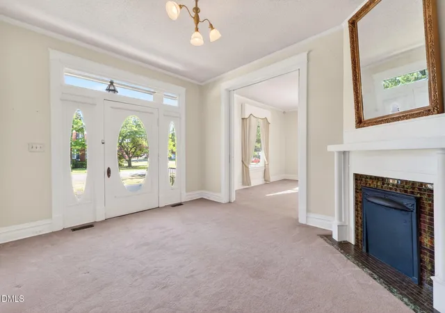 Photo 4 of Single family home for sale at 301 E Stanley St, Four Oaks, NC 27524 | MLS# 10162331 | Listing updated on 2026-09-06