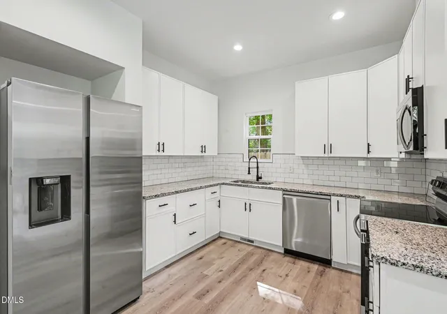 Photo 3 of Single family home for sale at 2513 Rochelle St, Durham, NC 27703 | MLS# 10161637 | Listing updated on 2026-10-03