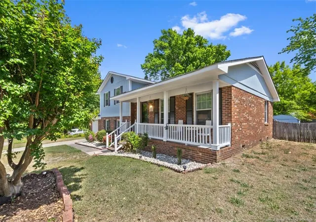 2nd image of 1509 Ashleman Dr, Fayetteville, NC 28314 | MLS# 761151