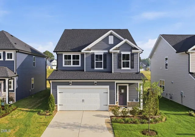 Photo 1 of Single family home for sale at 725 Branthurst Way, Fuquay Varina, NC 27526 | MLS# 10161761 | Listing updated on 2026-09-21