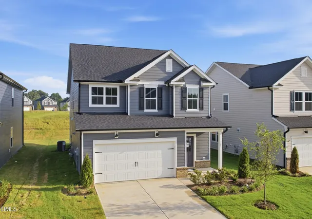 Photo 2 of Single family home for sale at 725 Branthurst Way, Fuquay Varina, NC 27526 | MLS# 10161761 | Listing updated on 2026-09-21