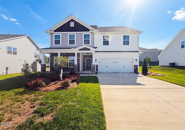 Photo 2 of Single family home for sale at 810 Council Rdg Rd, Graham, NC 27253 | MLS# 10161731 | Listing updated on 2026-07-18
