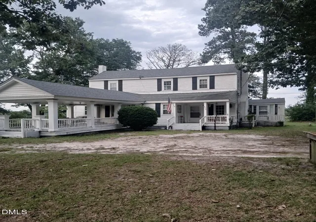 2nd image of 679 Mintz Rd, Roseboro, NC 28382 | MLS# 10161751