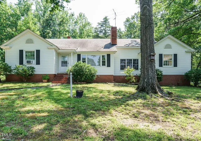 Photo 3 of Single family home for sale at 1191 Old Sanford Rd, Moncure, NC 27559 | MLS# 10162025 | Listing updated on 2026-08-09